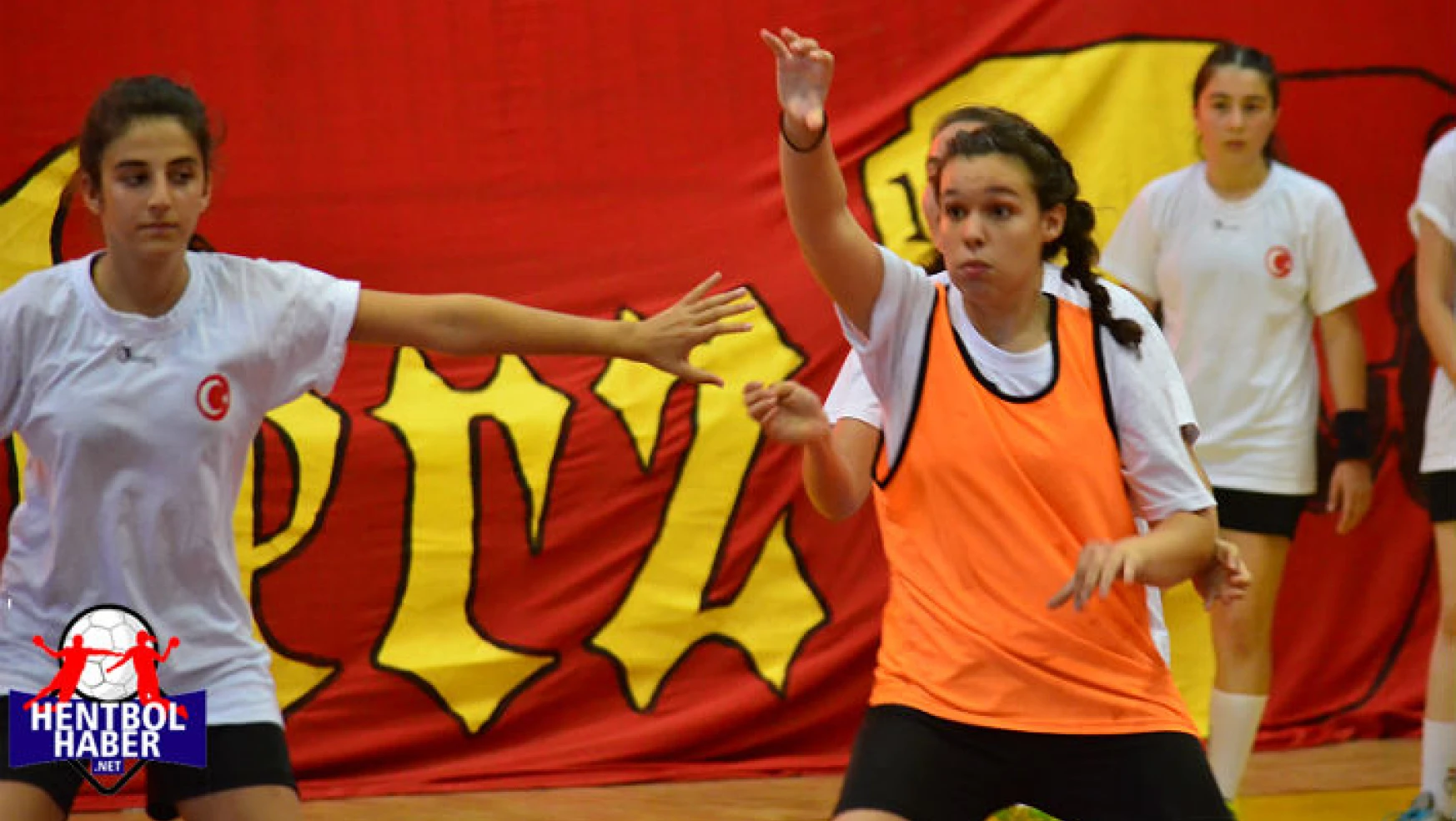 U16 Kız Millli Takım İzmir’de çalışıyor